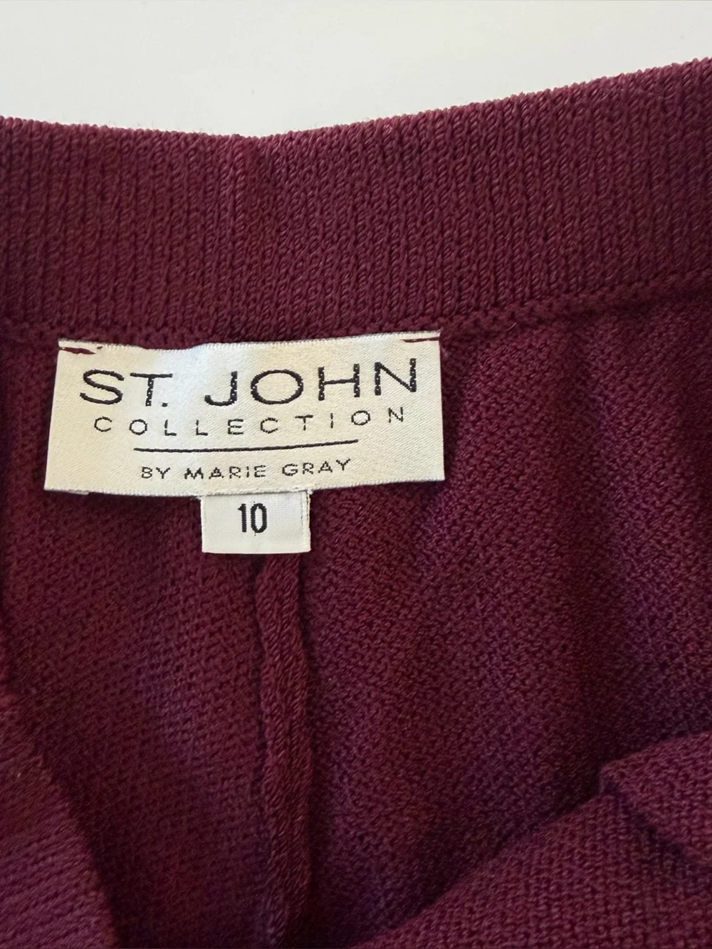 St John Pants Womens 10 Santana Knit Maroon Wine Pockets Straight Leg Pleated